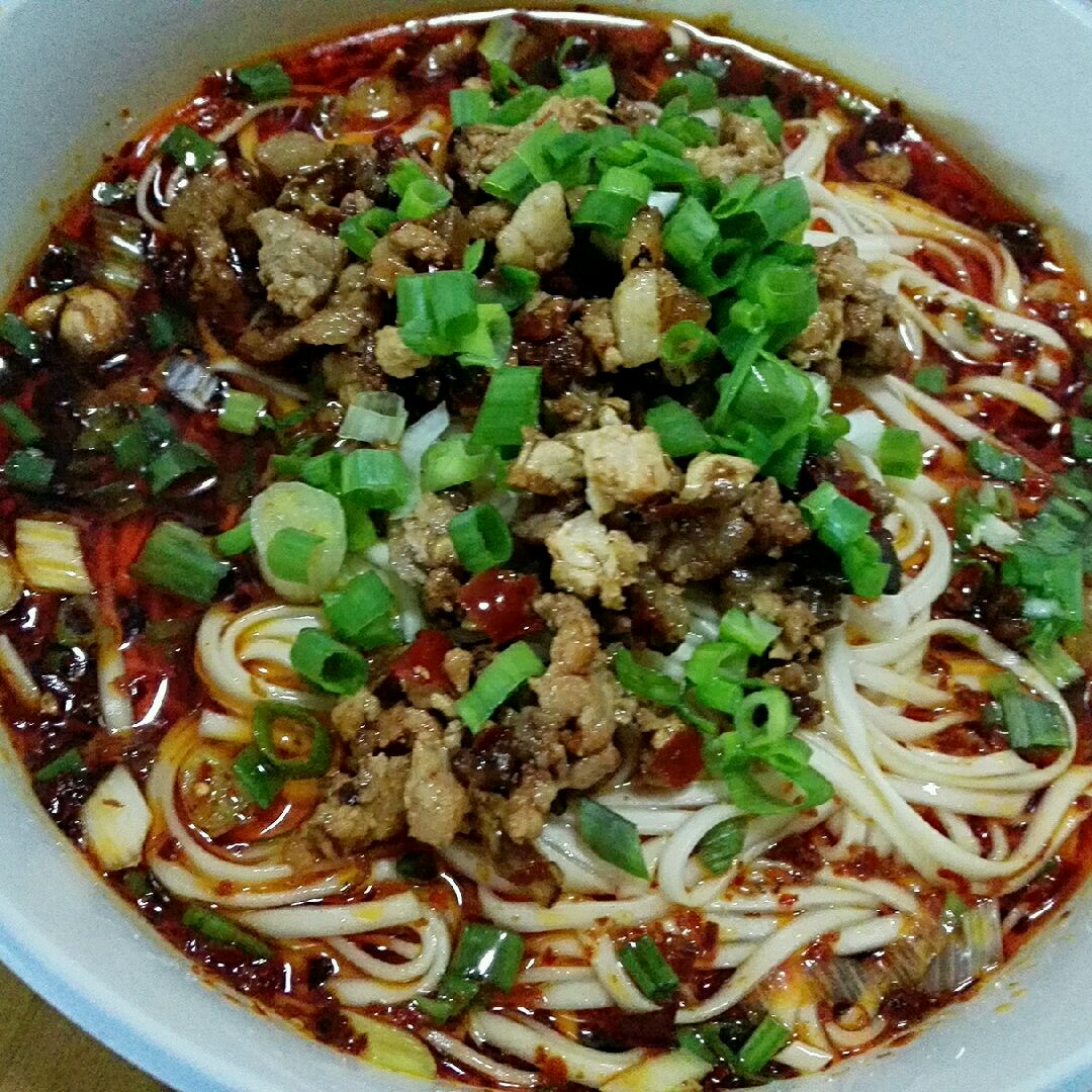 猪肉臊子麵