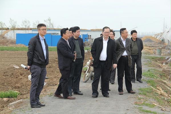 选送新一轮“第一书记”到任职镇村交接 选送新一轮“第一书记”到任职镇村交接