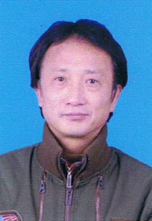 中国工艺美术大师龚循明