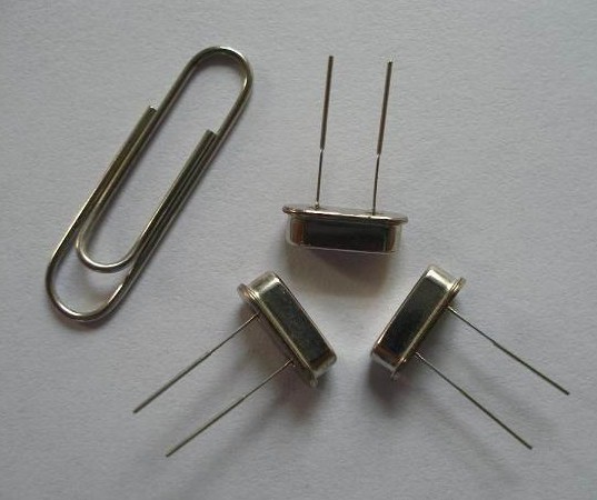 石英晶体谐振器 石英晶体谐振器