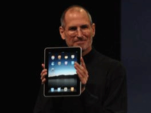 贾伯斯手持iPad 贾伯斯手持iPad