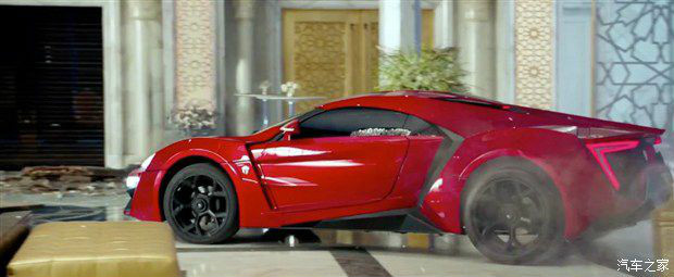 《速度與激情7》中的Lykan Hypersport 造型