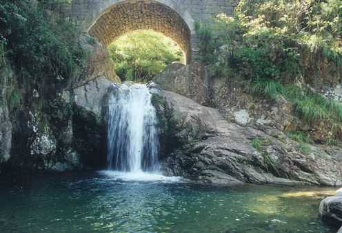 五磊寺 五磊寺