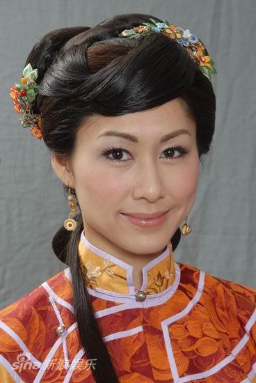 胡定欣---巾帼枭雄