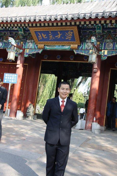 万宏(青年作家、文艺传承网创始人)