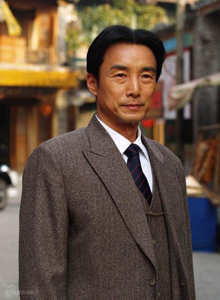 果靖霖