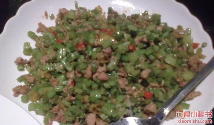 小米椒鸡粒