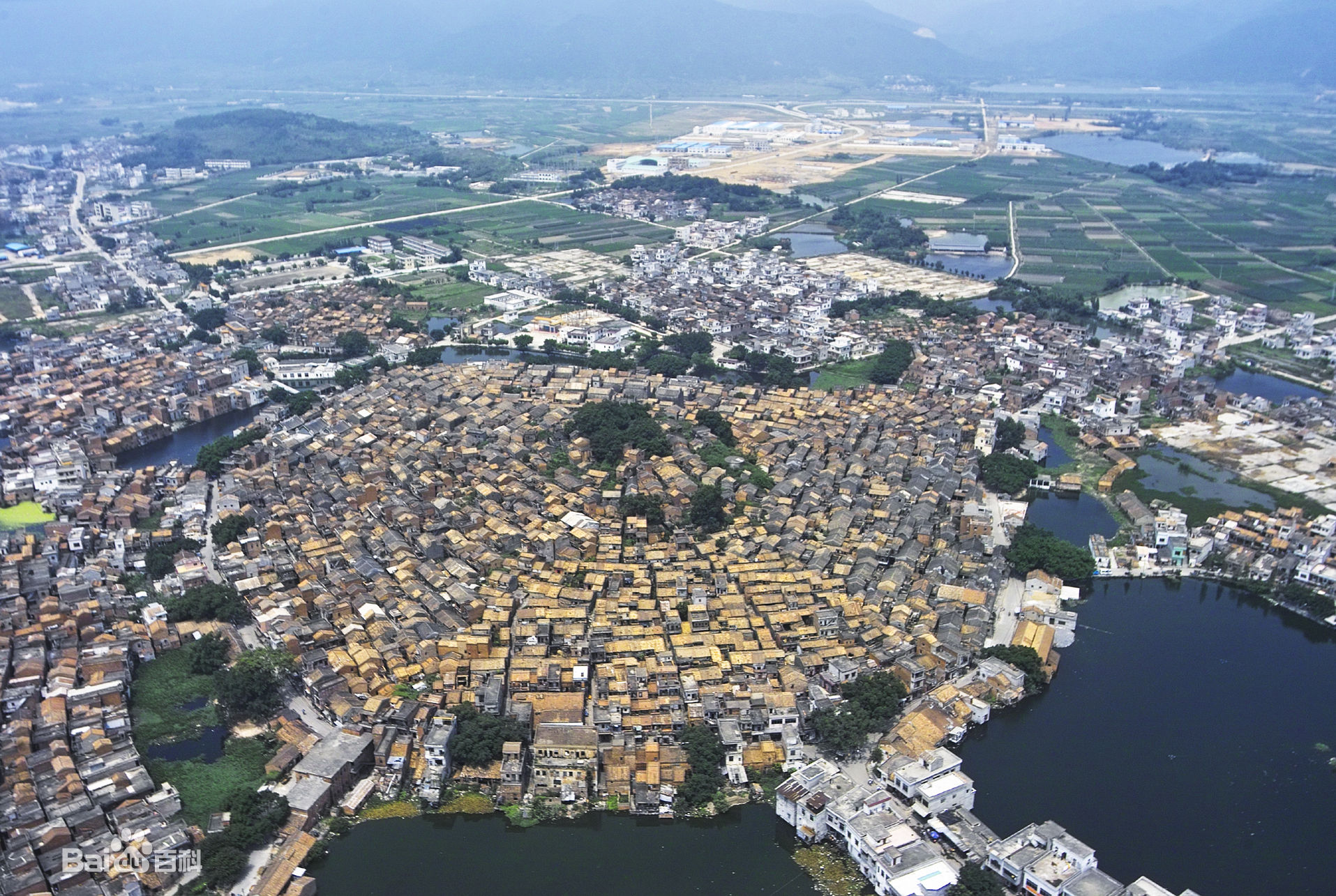 蚬岗村