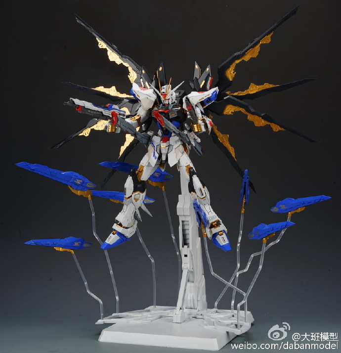 ZGMF-X20A 强袭自由高达 ZGMF-X20A 强袭自由高达