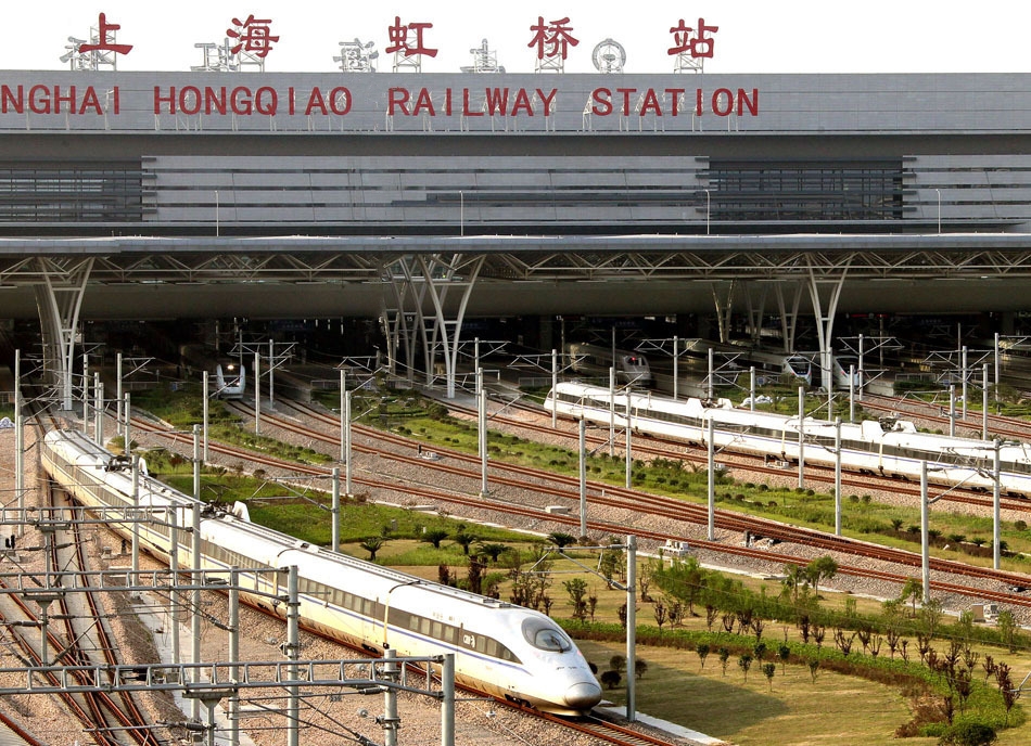 上海虹桥站近景图 上海虹桥站近景图