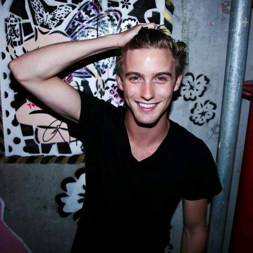 RJ King