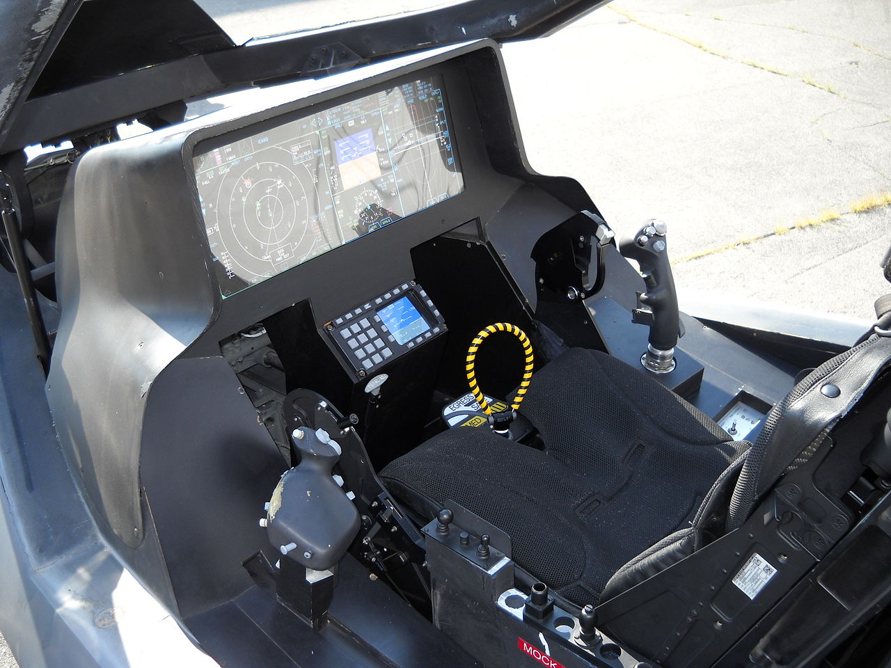 F-35驾驶舱