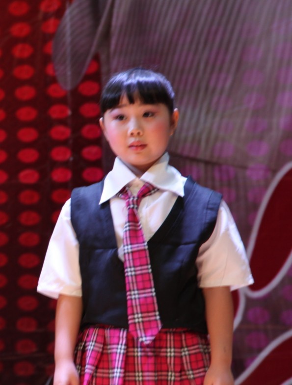 黄子萌