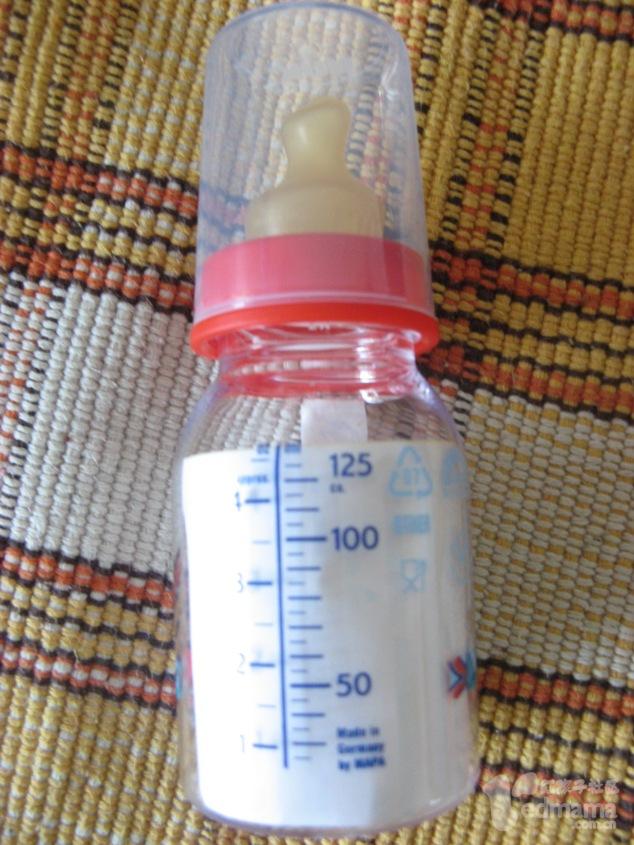 NUK奶瓶 NUK奶瓶