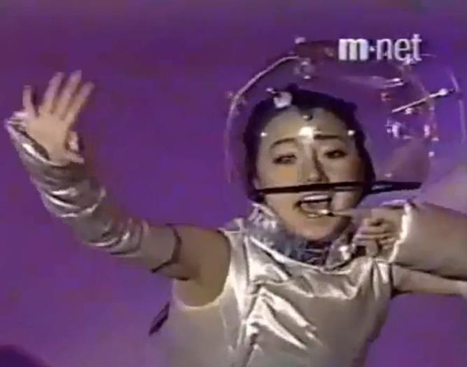 bird(李贞贤1999年韩语歌)