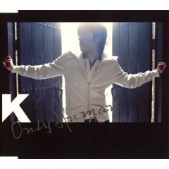 《Only human》演唱者K(姜尹成) 《Only human》演唱者K(姜尹成)