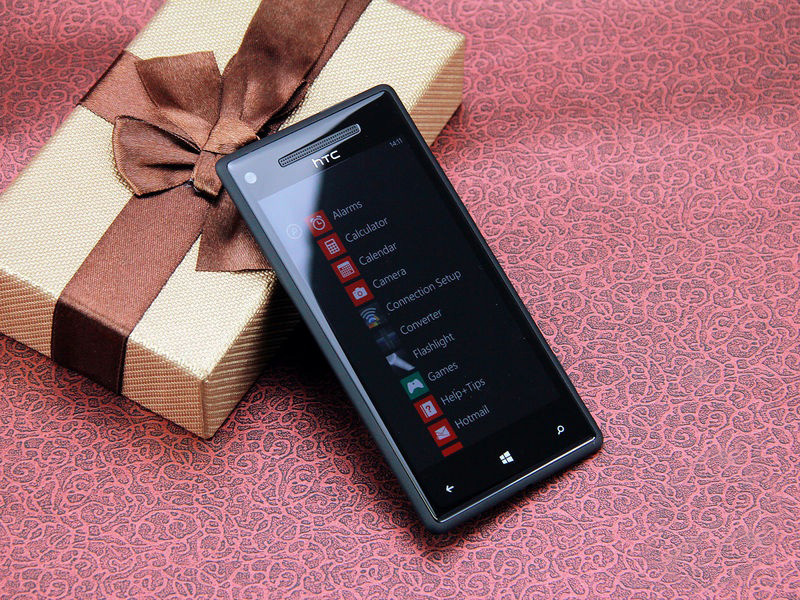 HTC 8X