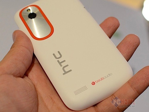 HTC Desire V HTC Desire V
