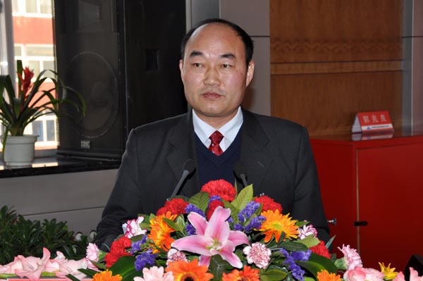 谢俊文