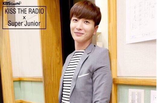 kiss the radio