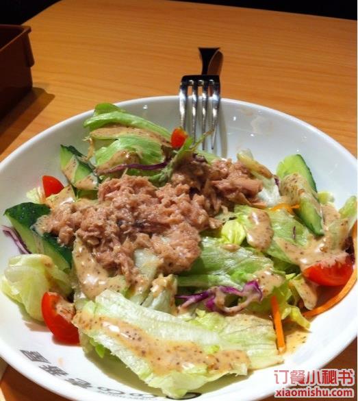鲔鱼沙拉