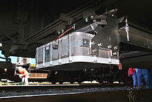 ES64F4型电力机车