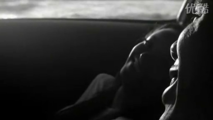 MV截图:thinking about her MV截图:thinking about her