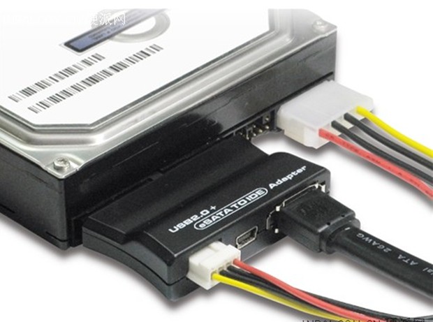 SATA→eSATA/USB 直接将大硬碟外置 SATA→eSATA/USB 直接将大硬碟外置