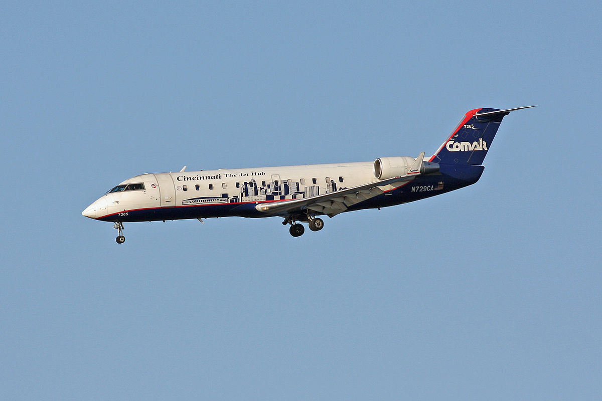 CRJ-100ER型飞机