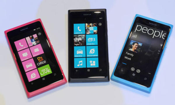 诺基亚Lumia 800