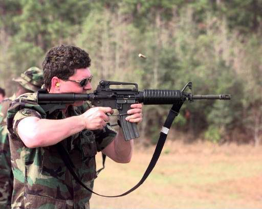M4A1卡宾枪 M4A1卡宾枪