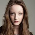 艾玛·杜蒙特(Emma Dumont)